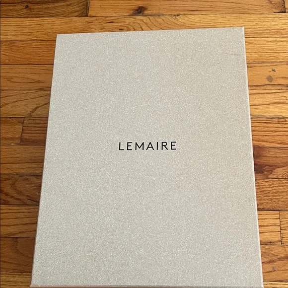 Lemaire camere bag black with dustbag and box in EUC-almost new - Picture 2 of 15